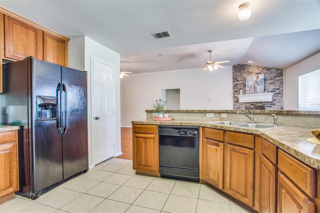 Meadow Park Estates III - Residential Lease