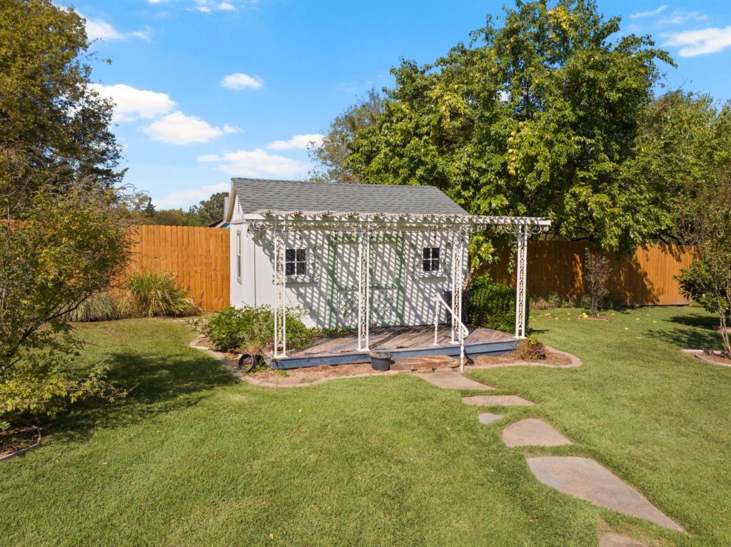 Elmwood - Residential