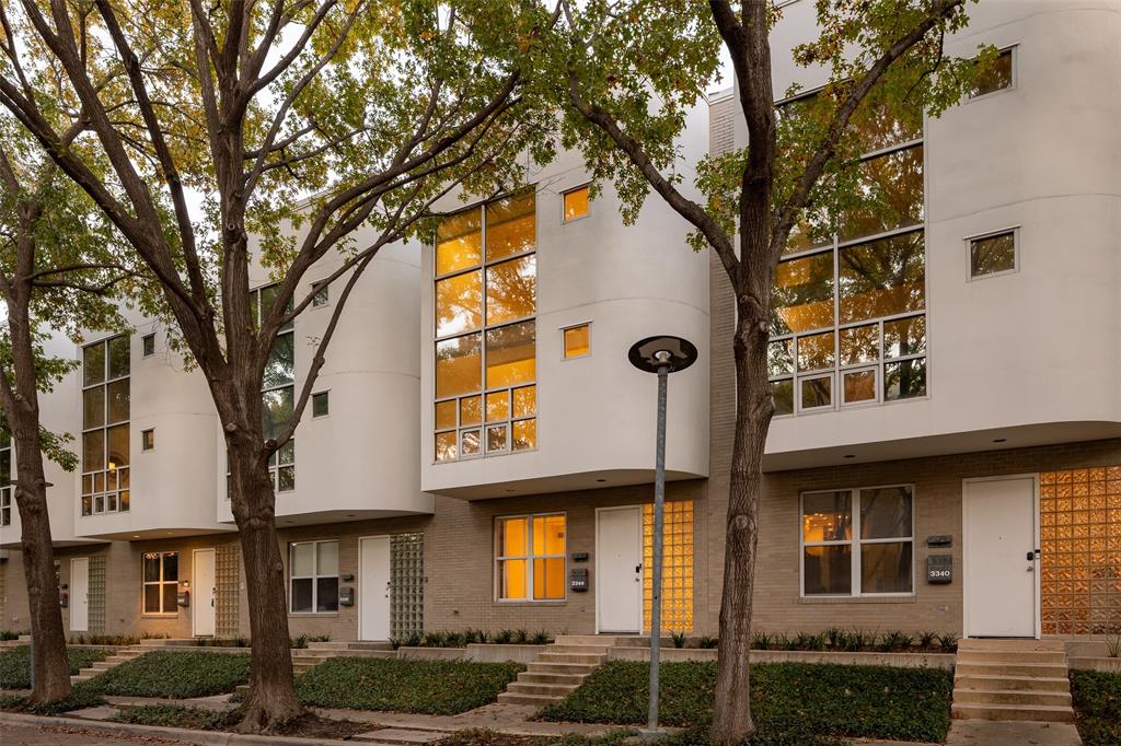 Parkwood Twnhms - Residential