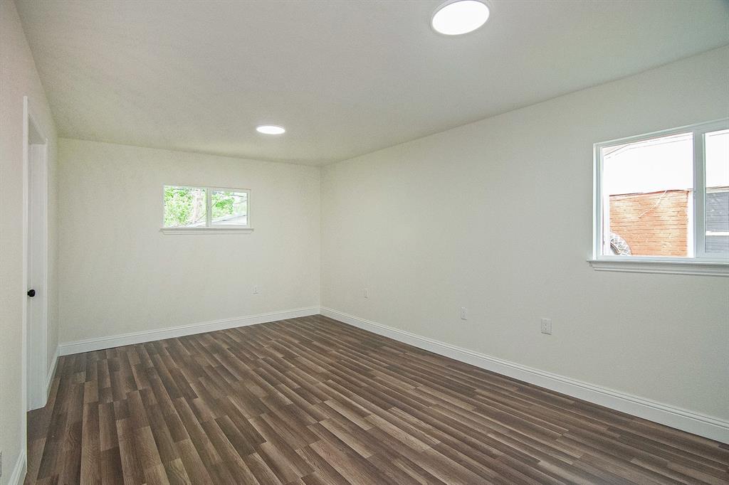 Cloverdale 03 - Residential