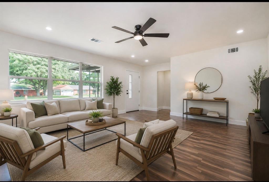 Cloverdale 03 - Residential