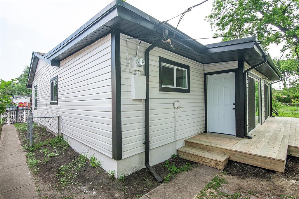 Cloverdale 03 - Residential