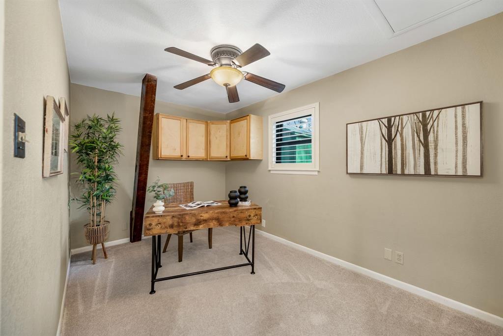 Twin Cove Estate - Residential