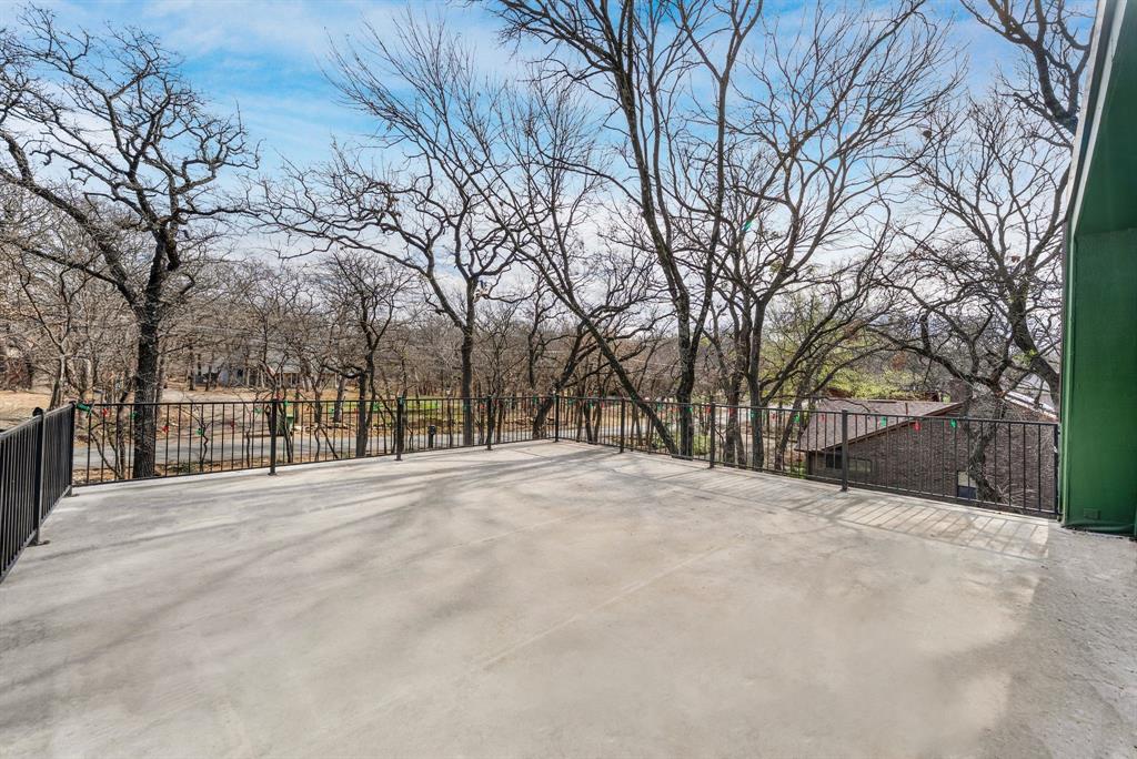 Twin Cove Estate - Residential