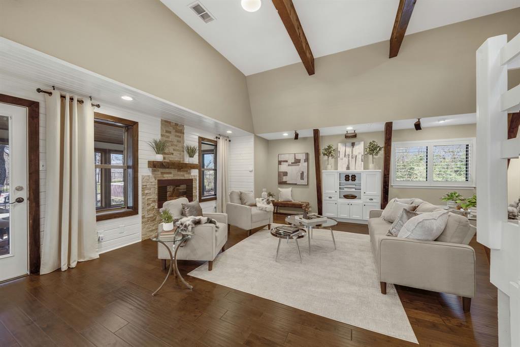 Twin Cove Estate - Residential