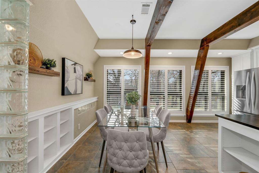 Twin Cove Estate - Residential