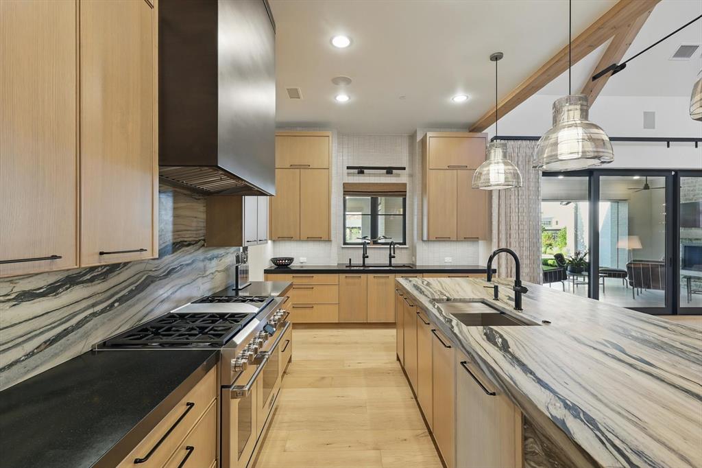 Stony Brook - Residential