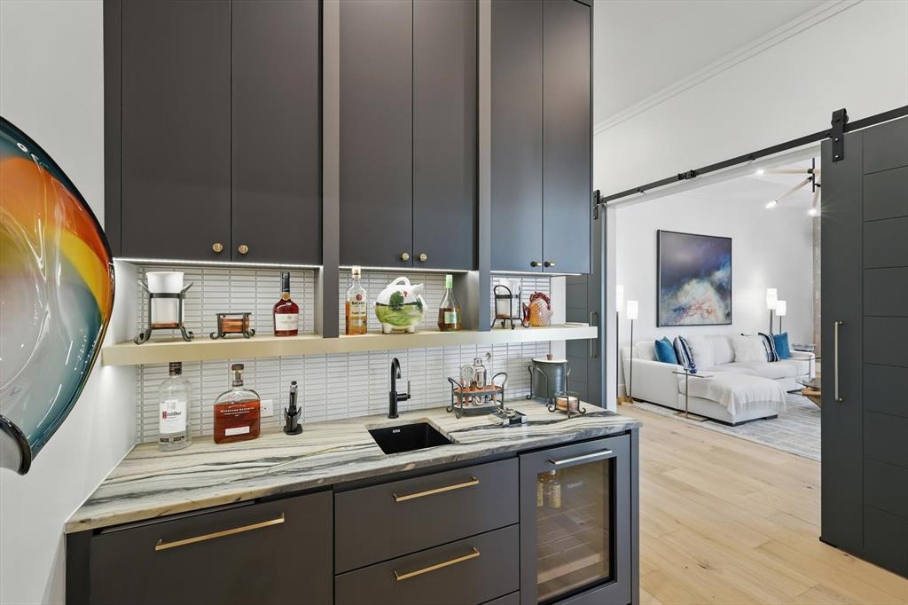 Stony Brook - Residential