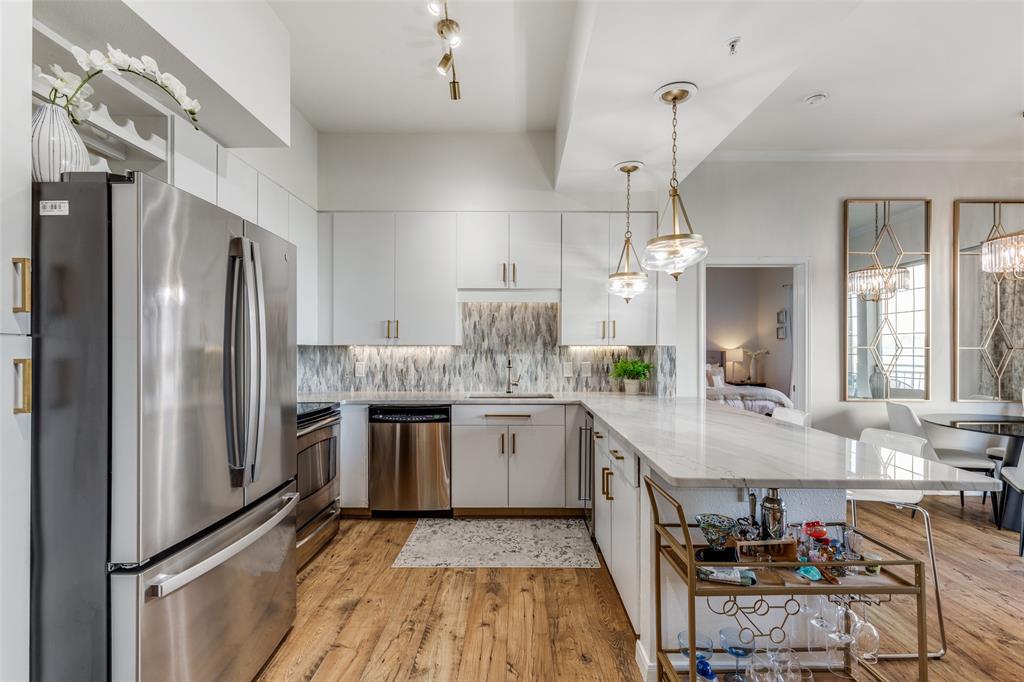 Renaissance On Turtle Creek Condo - Residential