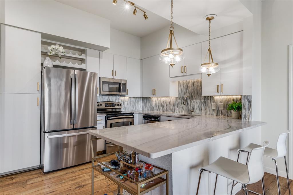 3225 Turtle Creek 719