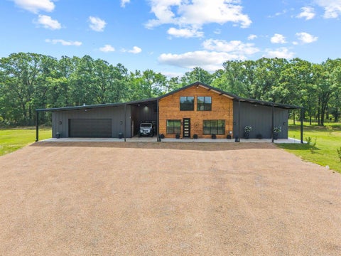 Photo of 1648 Vz County Road 3211, Wills Point, TX 75169 (MLS # 21288254)