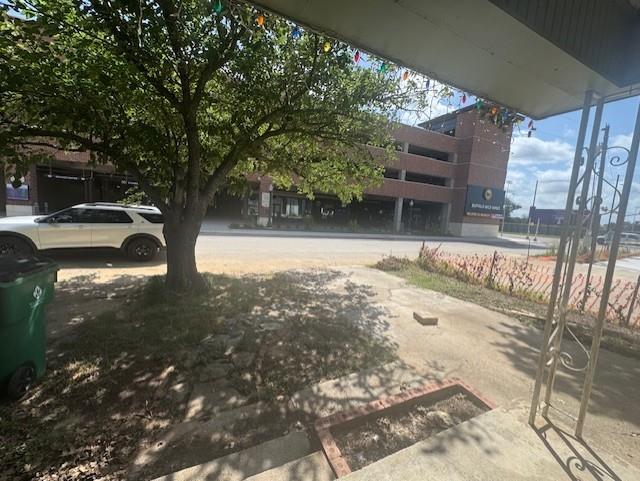 Groesbeck & Mcclell - Residential Lease