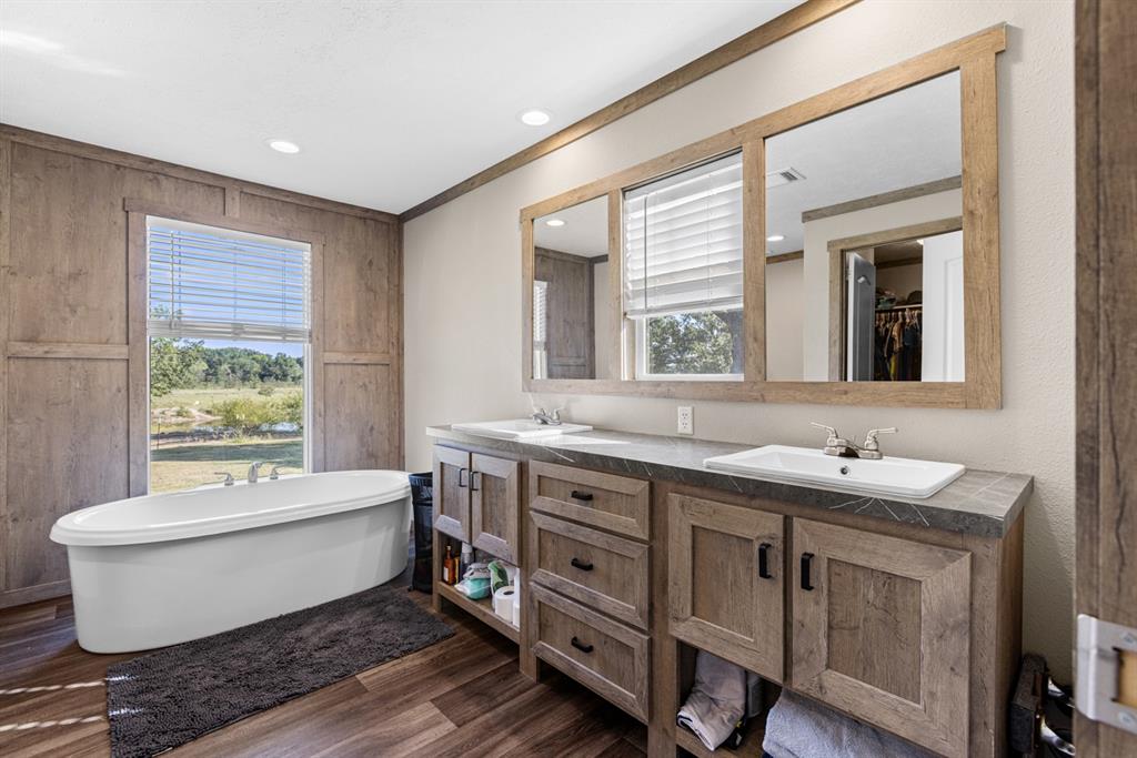 699 County Road 3518