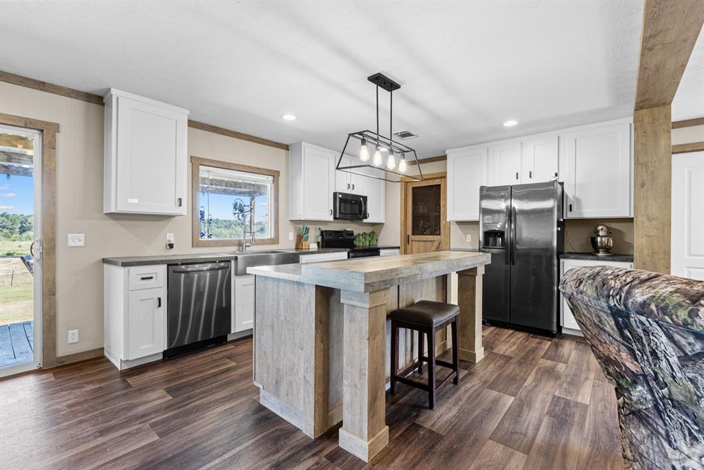 699 County Road 3518