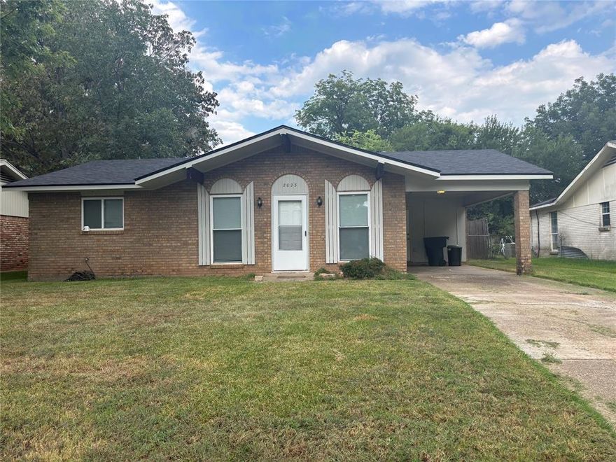 This is a great home in a great neighborhood with great schools.  Close to BAFB and convenient to shopping.  This home has been well taken care of and maintained.  Bedrooms are a nice size as is the kitchen and living room. All appliances, including dishwasher,  washer and dryer will remain with the house.  This is a home you definitely don't want to miss out on so schedule your appointment today.