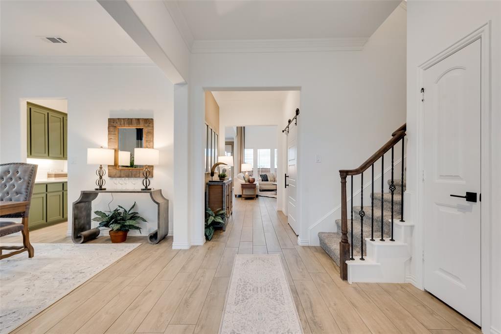 Aero Vista - Residential