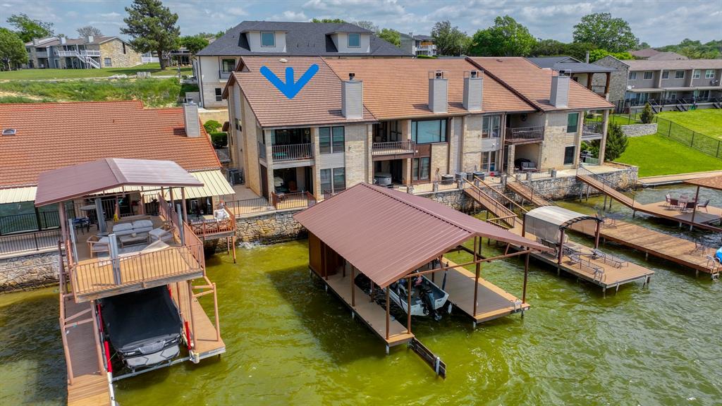 La Vista Dcbe Twnhms - Residential