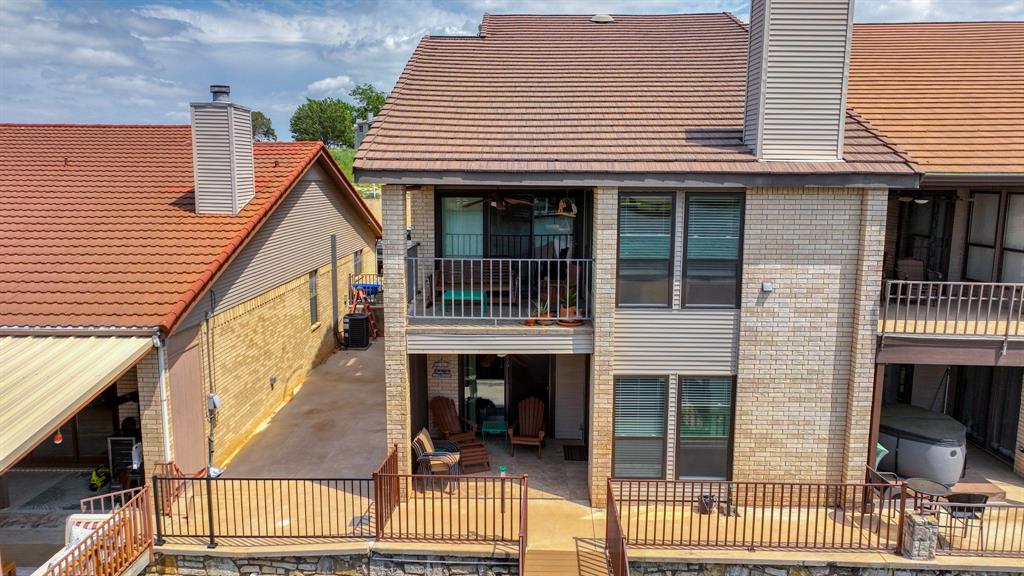 La Vista Dcbe Twnhms - Residential