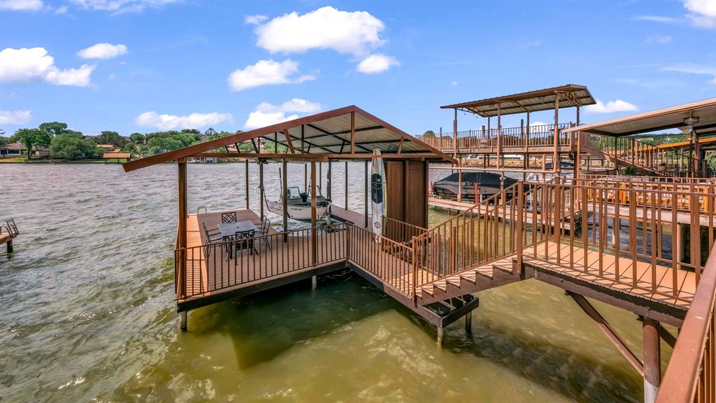 La Vista Dcbe Twnhms - Residential