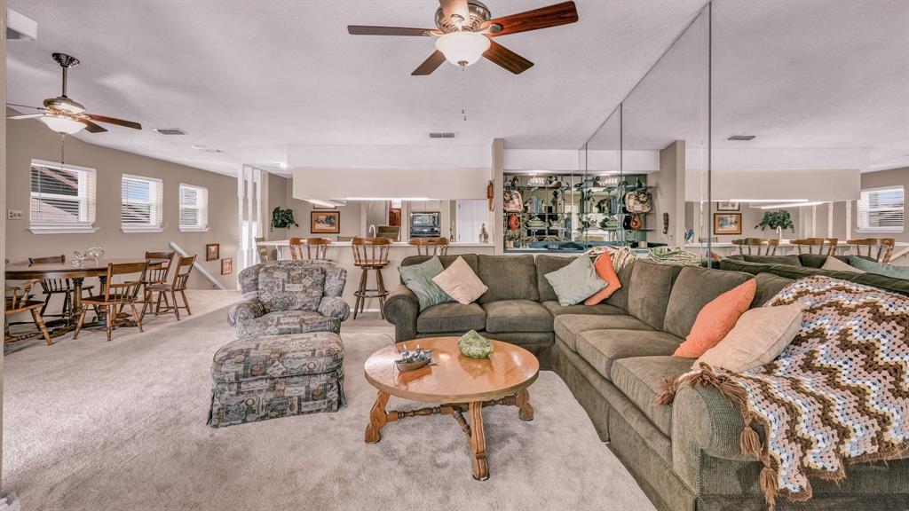 La Vista Dcbe Twnhms - Residential