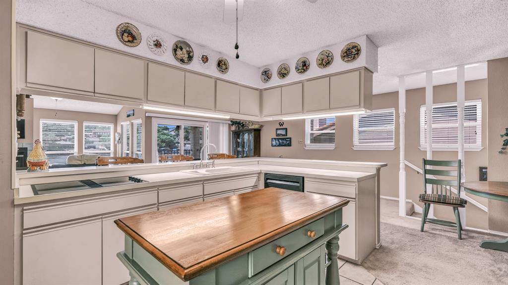 5122 La Vista Court
