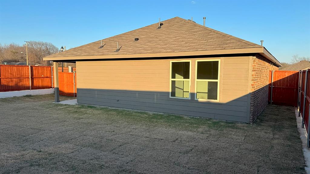 Three Oaks - Residential