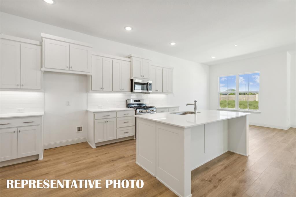 Twin Creeks Watters Townhomes - Residential