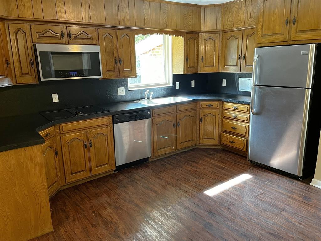 Bob-O-Links Downs #4 - Residential