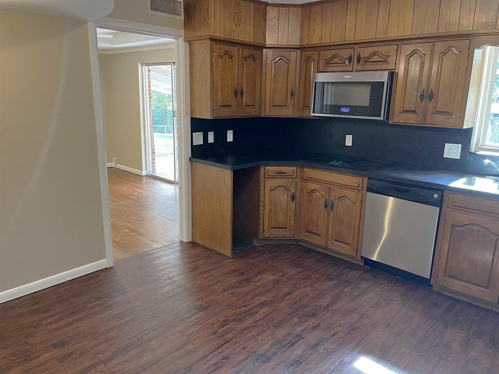 6612 E Mockingbird Lane