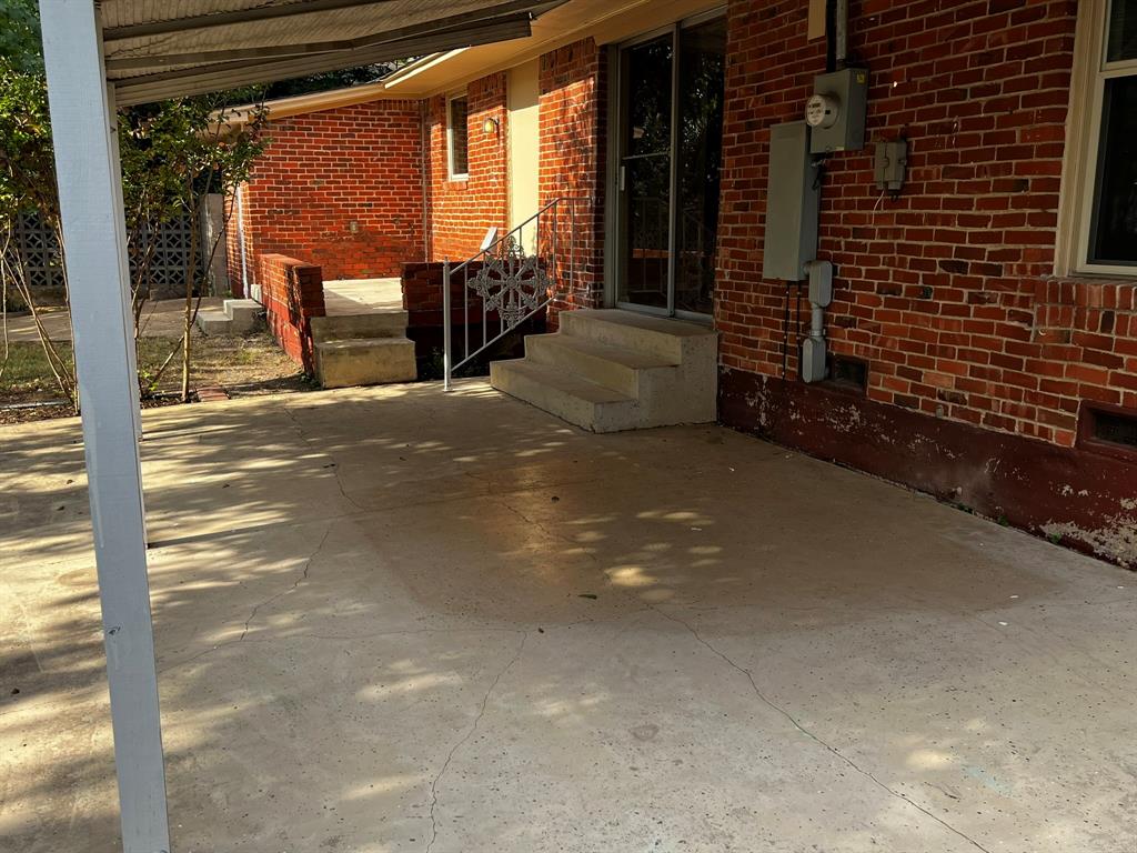 Bob-O-Links Downs #4 - Residential