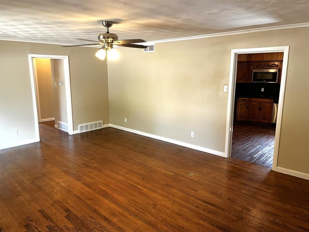 Bob-O-Links Downs #4 - Residential