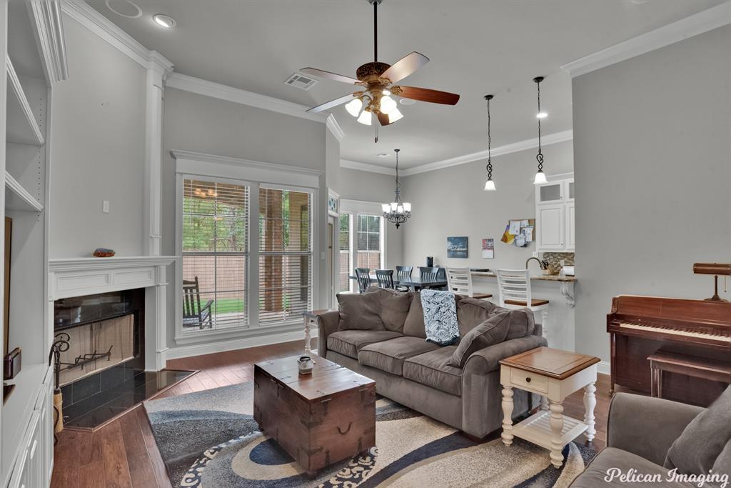 BIENVILLE PATH UNIT 2 IN TWELVE OAKS - Residential