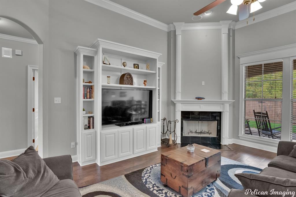 BIENVILLE PATH UNIT 2 IN TWELVE OAKS - Residential