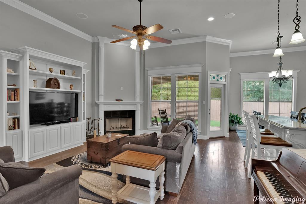 BIENVILLE PATH UNIT 2 IN TWELVE OAKS - Residential