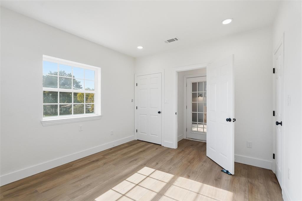 Brinwood Shores Add Sec B - Residential