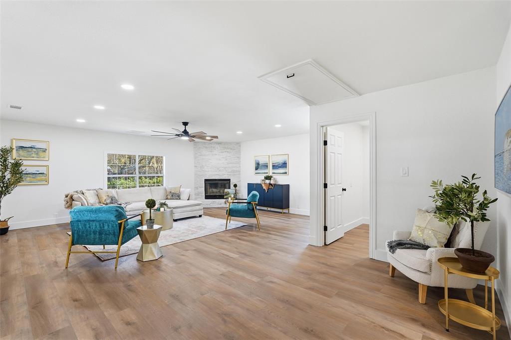 Brinwood Shores Add Sec B - Residential