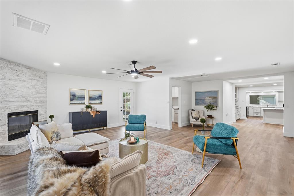 Brinwood Shores Add Sec B - Residential