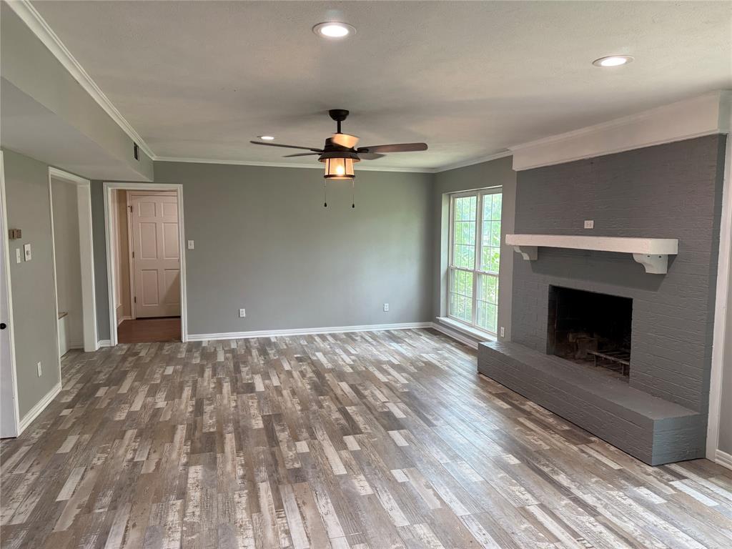 1816 Woodridge Drive