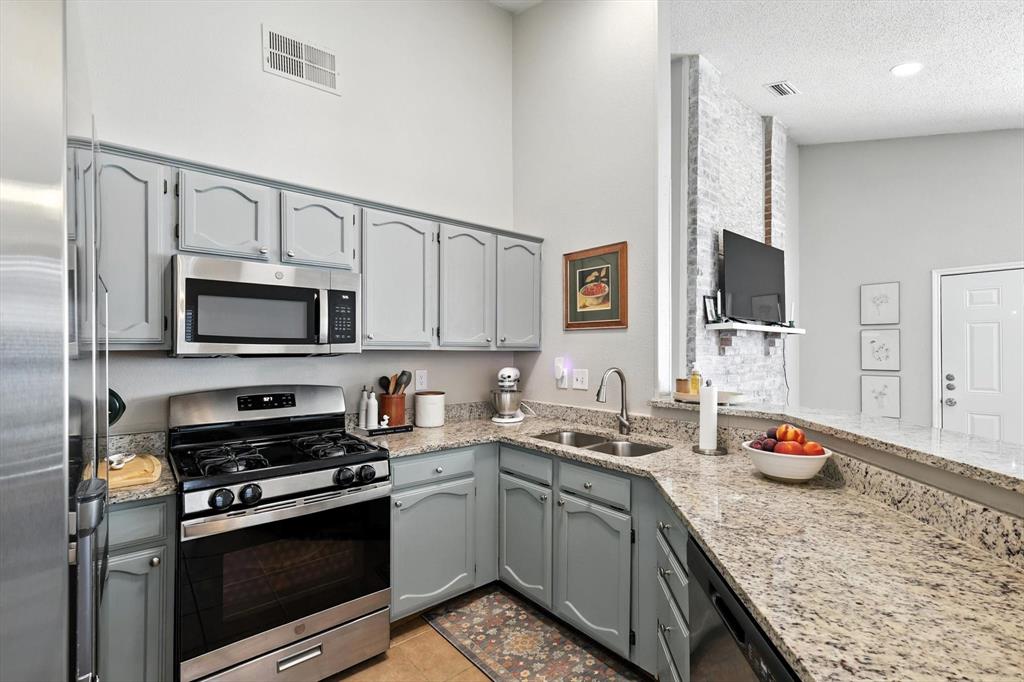 4126 Tarpon Lane
