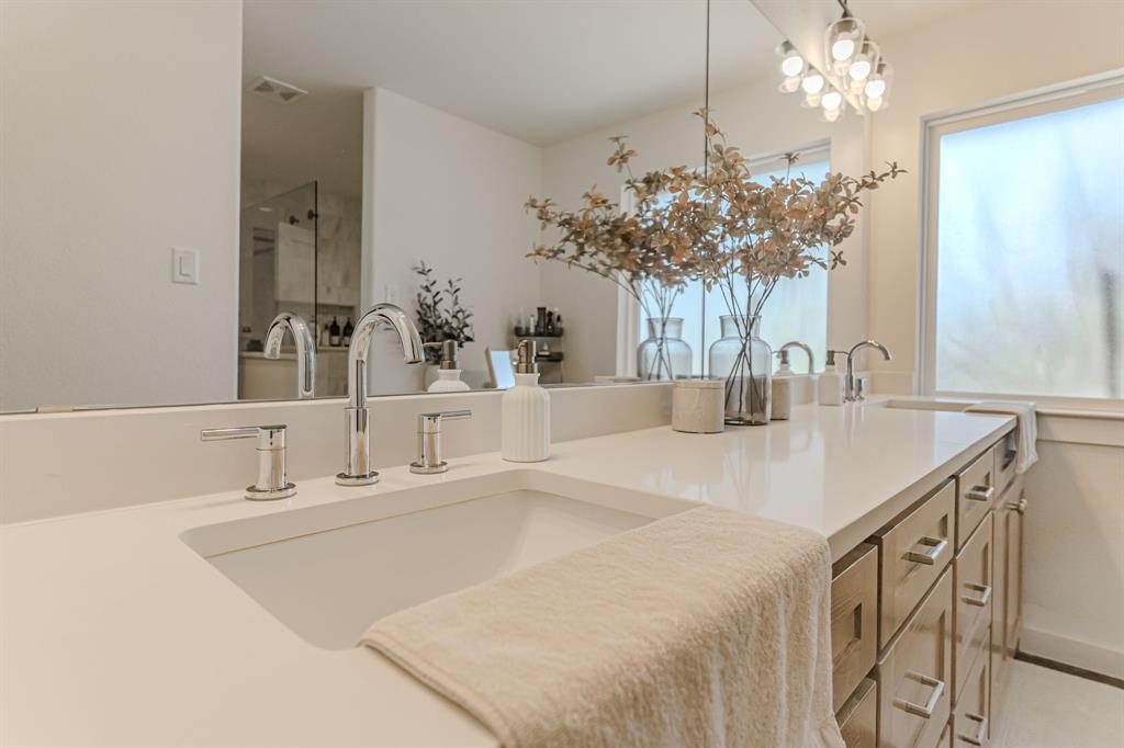 Monarch Manor Ph 3 - Residential