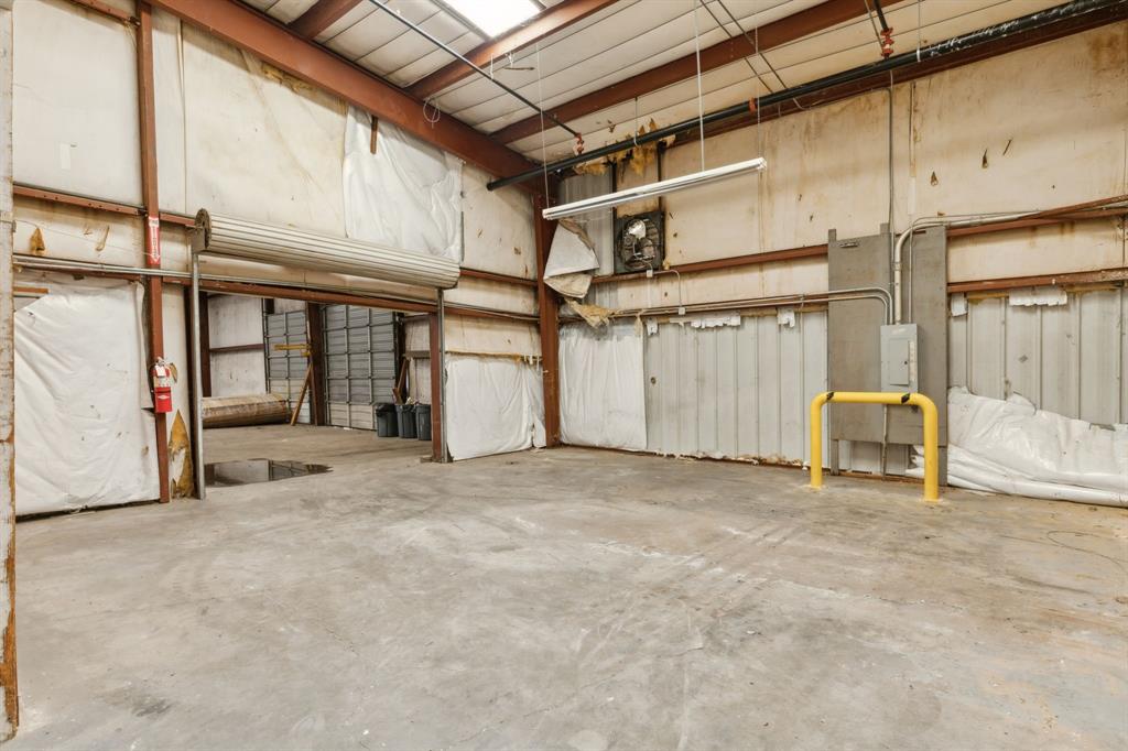 Link International Add - Commercial Sale