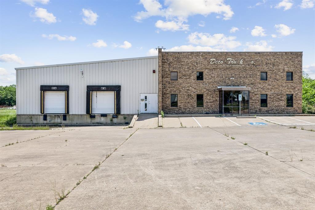 351 Interstate Highway 30