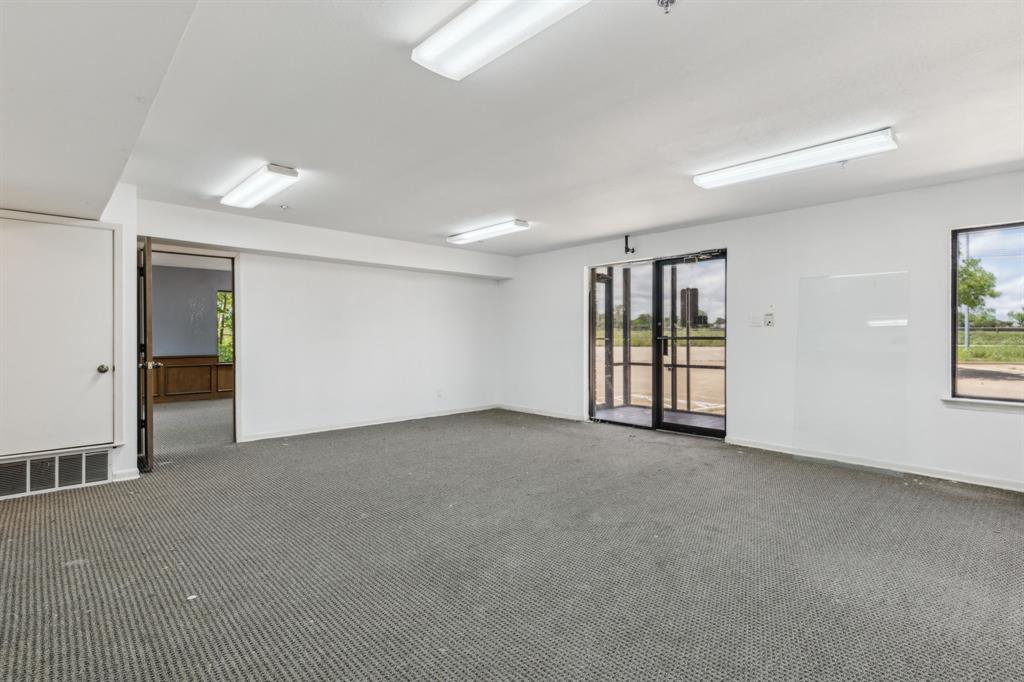 Link International Add - Commercial Sale