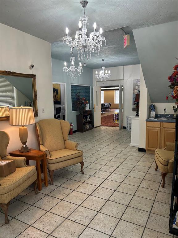 1500 Circle Park Boulevard