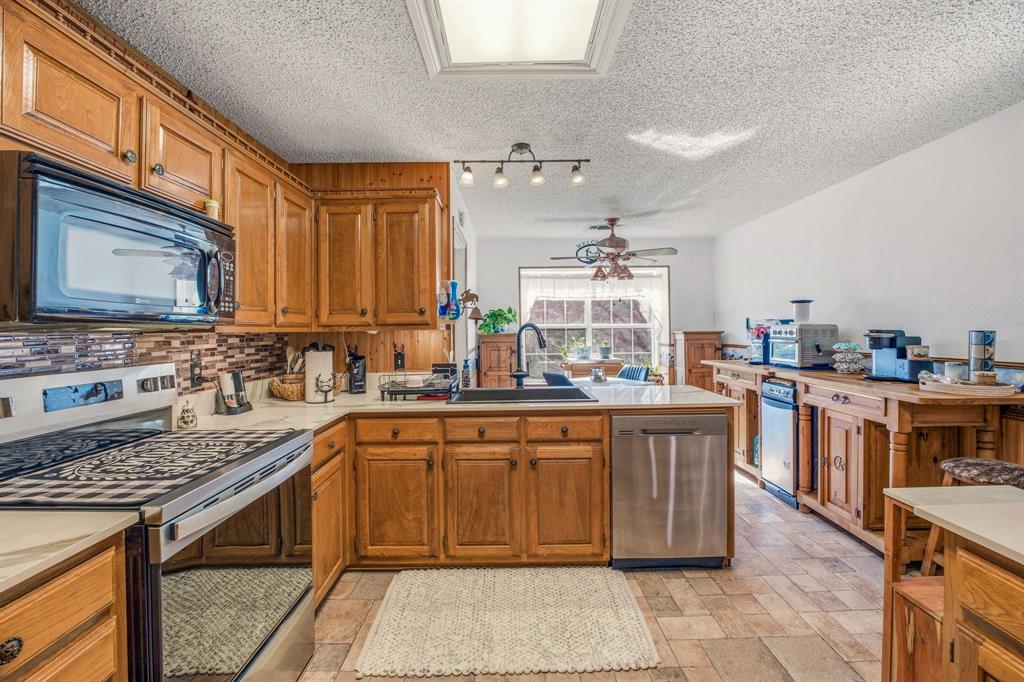 Knob Hill Ph Two - Residential