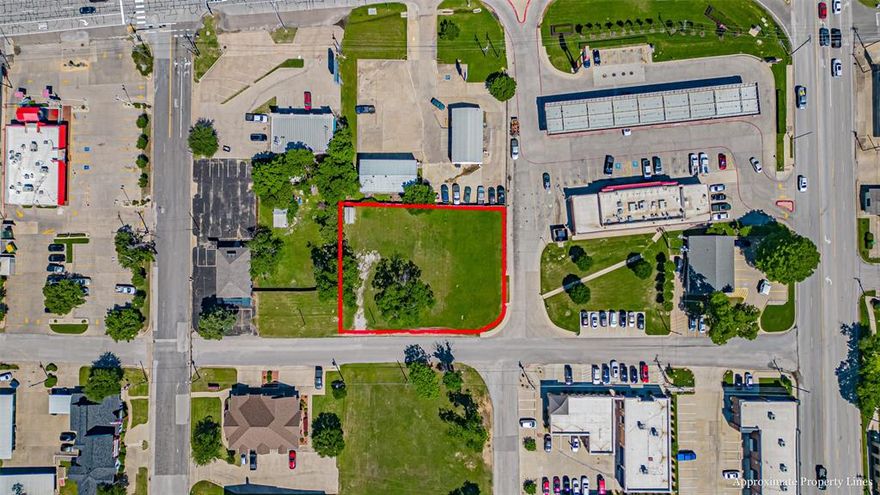 Incredible opportunity for your commercial building just off 174-Wilshire. Lots of traffic and easy access in and out. Anchor stores close are QT, CVS, Cicis, Chicken Express. .386 lot