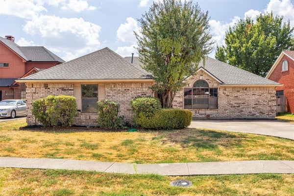 308 CLEAR SPRINGS DR, MESQUITE, TX 75150 - Image 13263d2b7df53df745c2adce199b4e94/2523861926