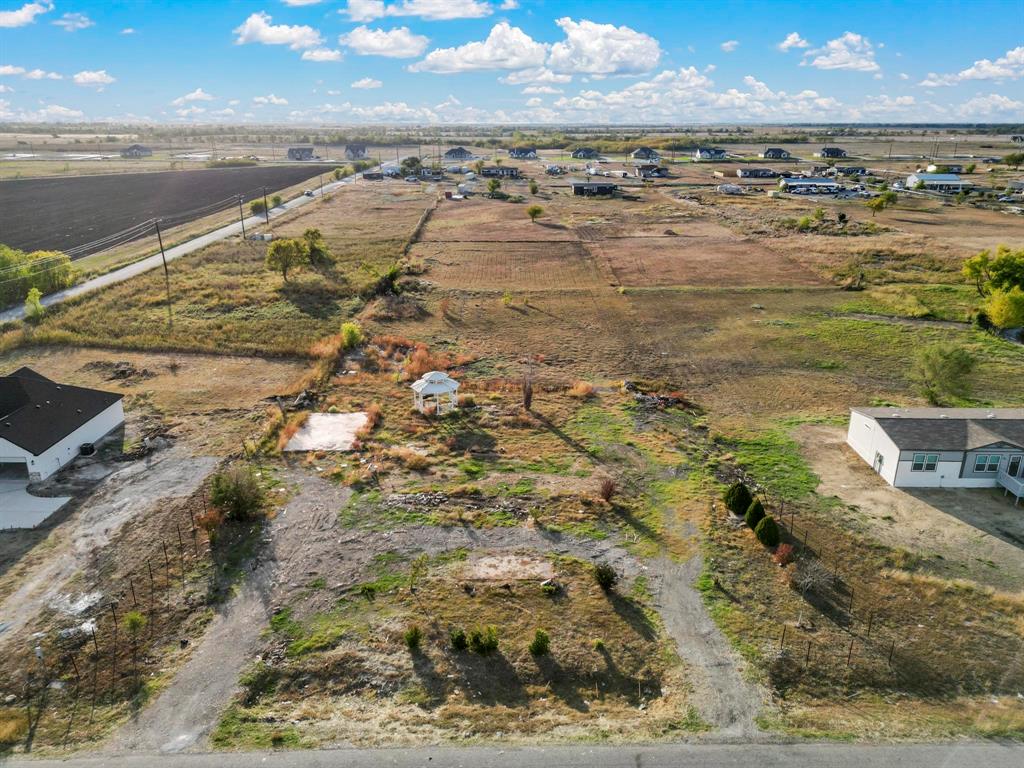 53 County Road 2131