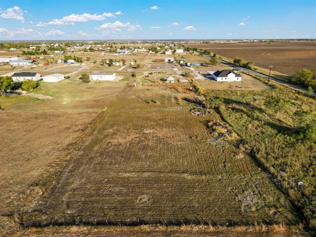 53 County Road 2131