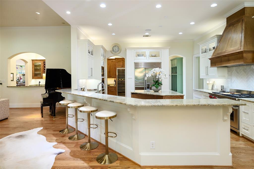 NORTHAVEN MANOR - Residential